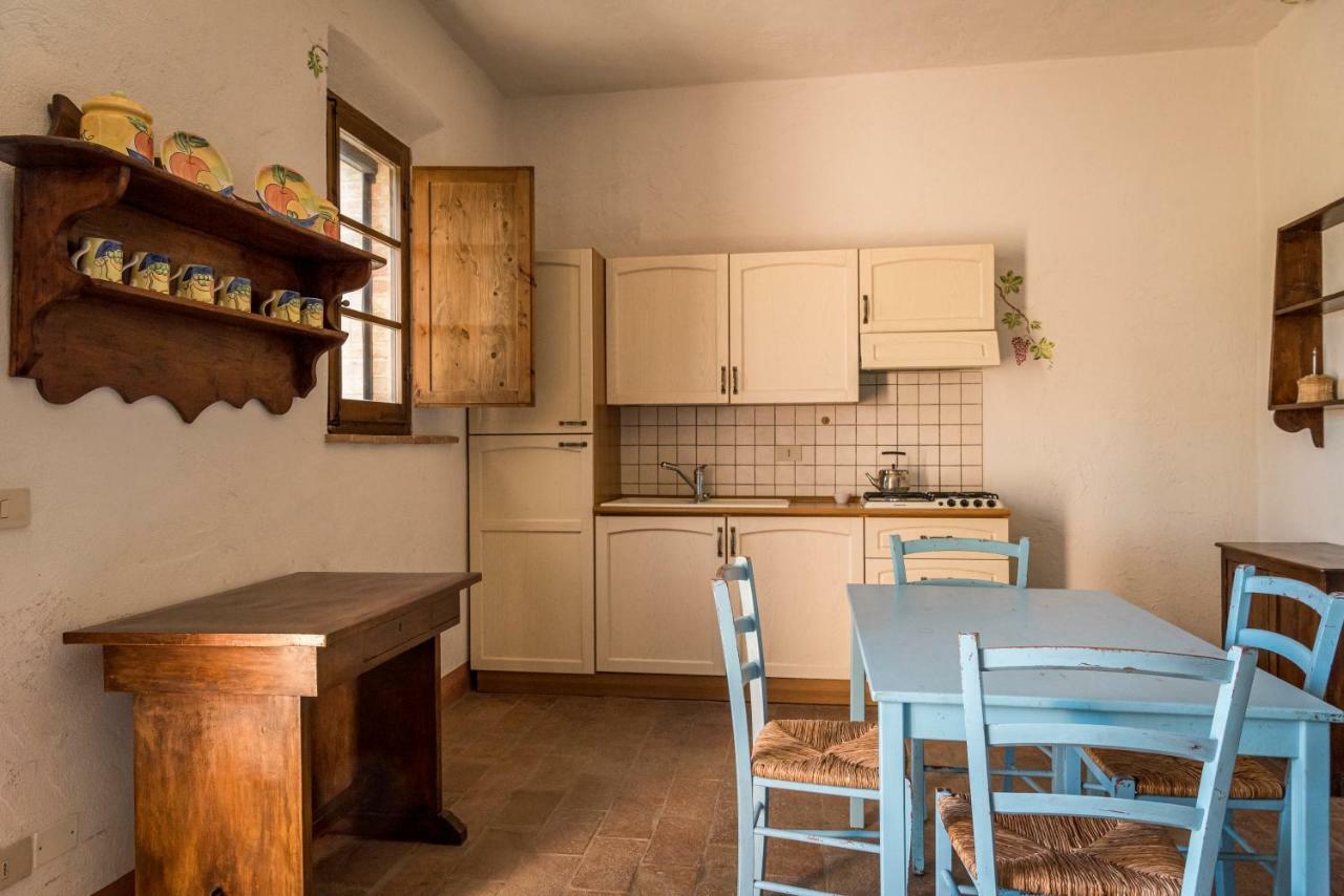 Agriturismo Le Tre Pietre - Podere Nel Chianti Quercegrossa Bagian luar foto